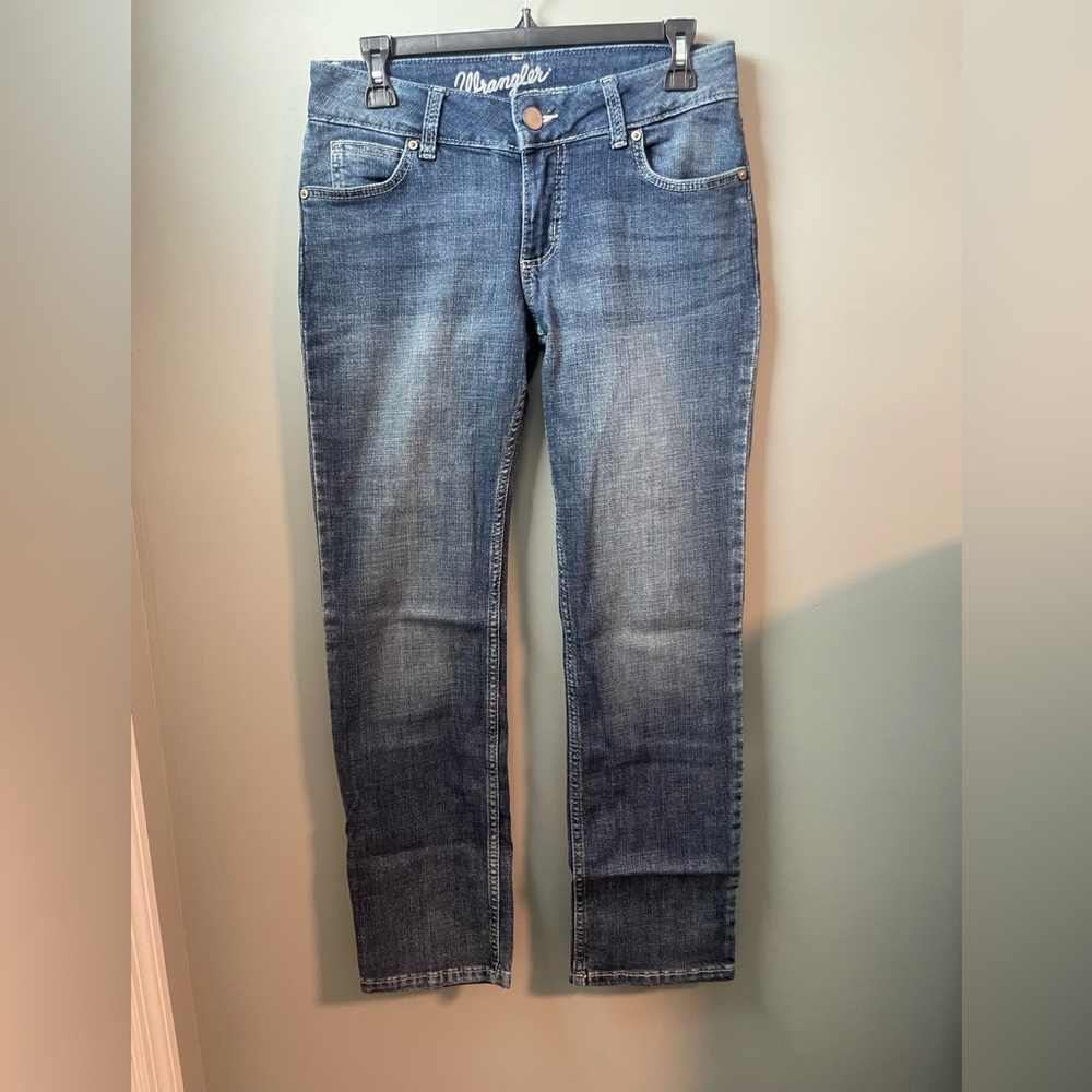 Women’s 5x30 Wrangler Straight Leg Jeans